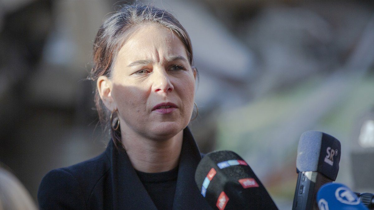 Alman bakanlar Annalena Baerbock ve Nancy Faeser Kahramanmaraş’ta: Felaketin boyutu kelimelerle anlatılmaz