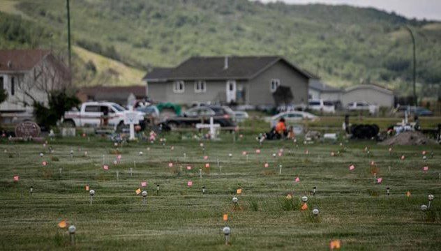 Kanada’da kilise okulunun bahçesinde 17 mezar bulundu