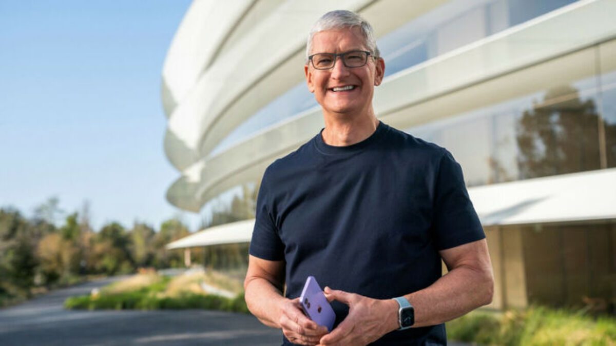 Tim Cook, Apple’ın CEO’luk koltuğunu bırakabilir