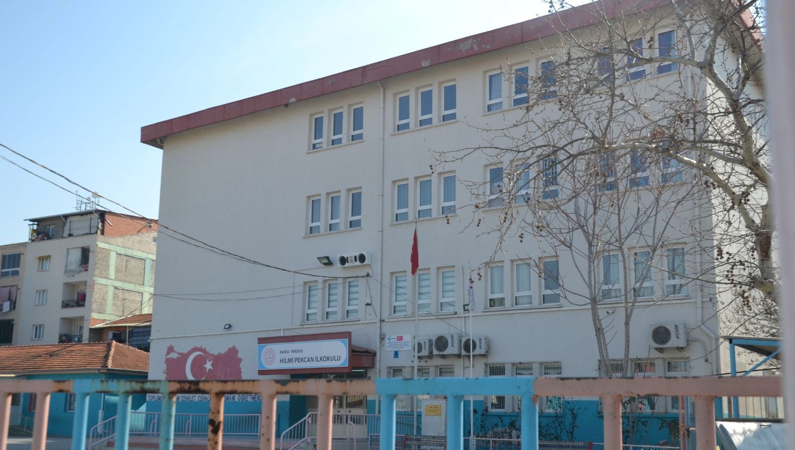 Turgutlu’da üç okul tahliye edilecek