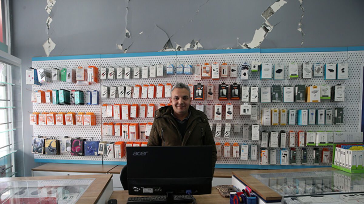 Deprem bölgesinde hizmete giren yerler artıyor… Adıyamanlı esnaf kepenk açtı