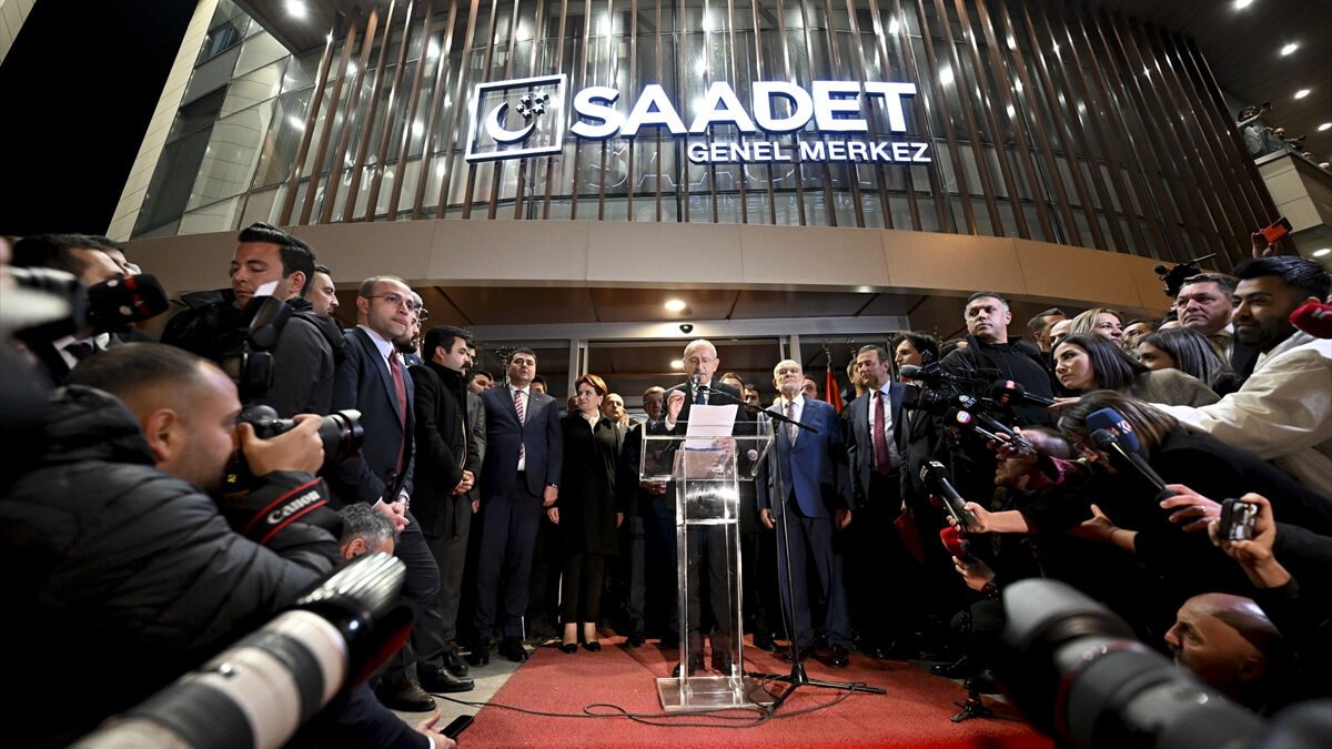 Saadet Partili Habibe Erdoğan da Kemal Kılıçdaroğlu’nu ‘mücahid’ ilan etti