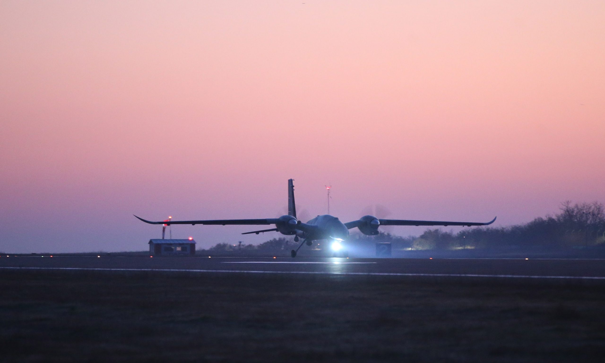 1700 HP gücündeki Bayraktar Akıncı C ilk uçuşunu yaptı