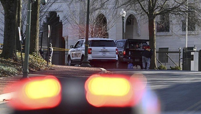 İsrail’in Washington Büyükelçiliği önünde bir kişi kendini yaktı: Asker olduğu ortaya çıktı