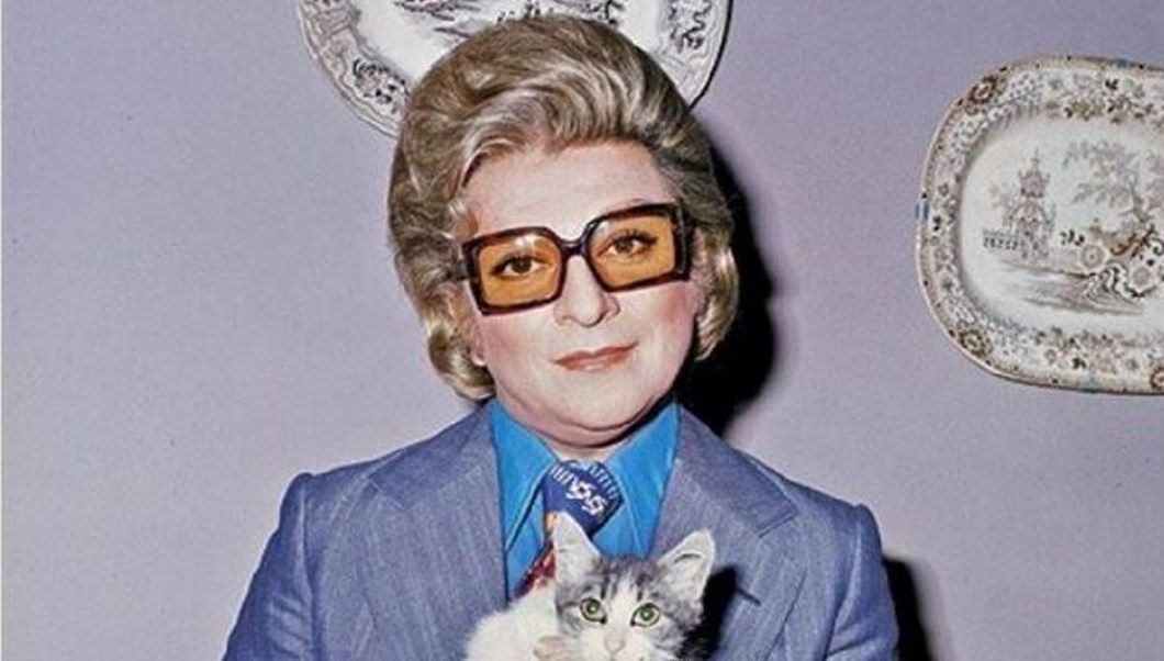 “Sanat Güneşi” Zeki Müren adına hazırlanan özel sergi açıldı