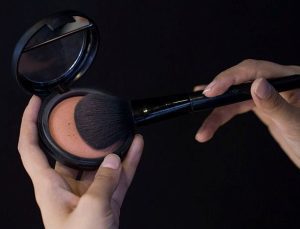 Bakanlık uyardı: Merdiven altı kozmetik ürünlerine dikkat!