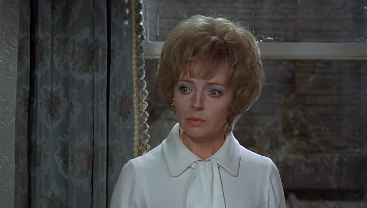 Ünlü oyuncu Barbara Leigh-Hunt hayatını kaybetti