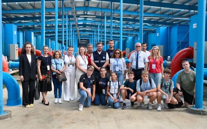 Yabancı öğretmen ve öğrenciler su arıtma süreçlerine tanıklık etti