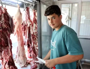 14 Yaşındaki Kasap Usta