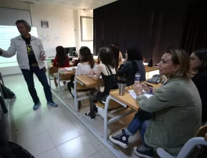 50 Yaşında Üniversite Hayali Gerçekleşti