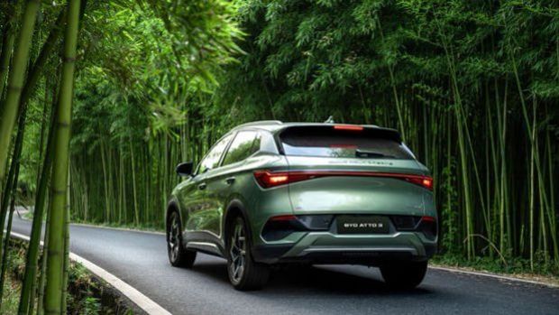 AB, Çinli elektrikli araçlara %45 vergi getirdi