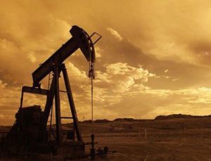 ABD petrol fiyatı tahminini aşağı yönlü revize etti