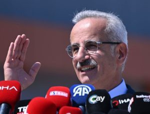 Abdulkadir Uraloğlu: Aydın-Denizli Otoyolu’nun 70 kilometrelik kesimi hizmete açıldı