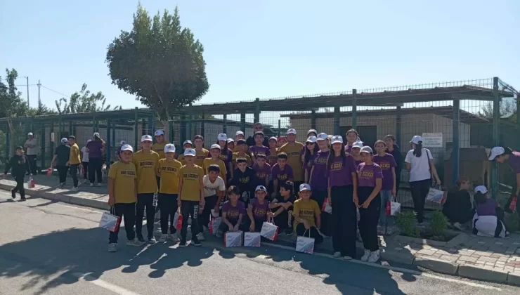 Adana’da Dünya Hayvanları Koruma Günü Dolayısıyla Etkinlik Düzenlendi