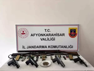 Afyonkarahisar’da Ruhsatsız Silah Baskını