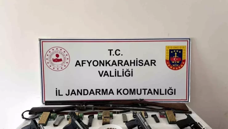 Afyonkarahisar’da Ruhsatsız Silah Baskını