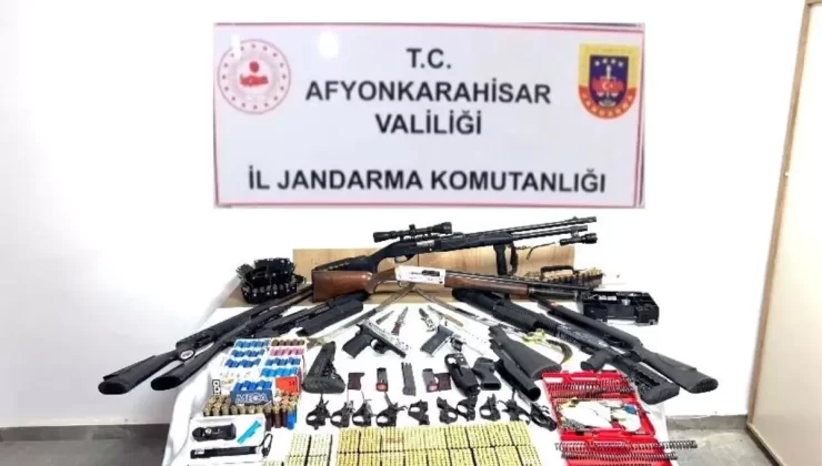 Afyonkarahisar’da Silah Ticareti Operasyonu