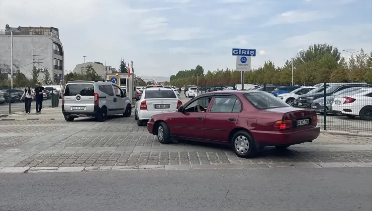 AK Parti’den Otopark Eleştirisi