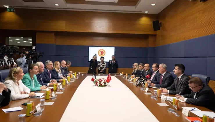 Akar: Ateşkes İçin Fransa ile İşbirliği Önemli