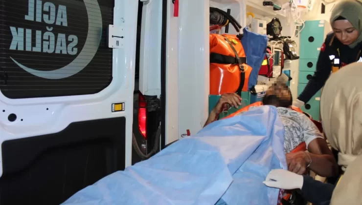 Aksaray’da Bıçaklı Kavga: 1 Yaralı