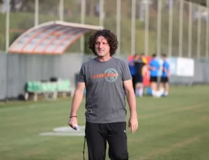 Alanyaspor’un Hedefi Süper Lig’de Kalmak
