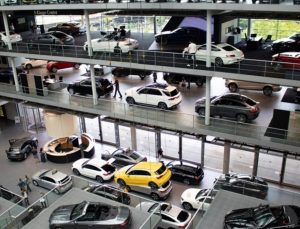 Alman otomobil endüstrisinin satışları 6 ayda yüzde 4,7 azaldı