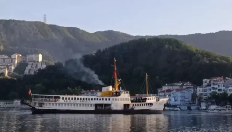 Amasra’da Restoran Vapuru Karaya Oturdu