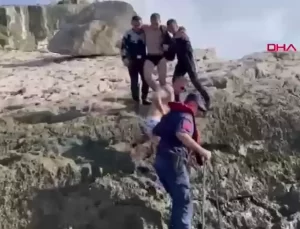 Amasra’da Rus Turist Kayalıklarda Yaralandı