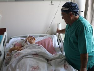 Amasya’da 42 yaşındaki kadının karnından 9 kiloluk kitle çıktı