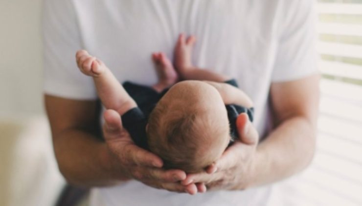 Antalya Havalimanı’nda tuvalete yeni doğan bebeği bırakıp kaçtılar!