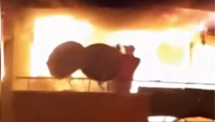 Antalya’da Yangın: Kadın Balkona Sığınarak Kurtuldu
