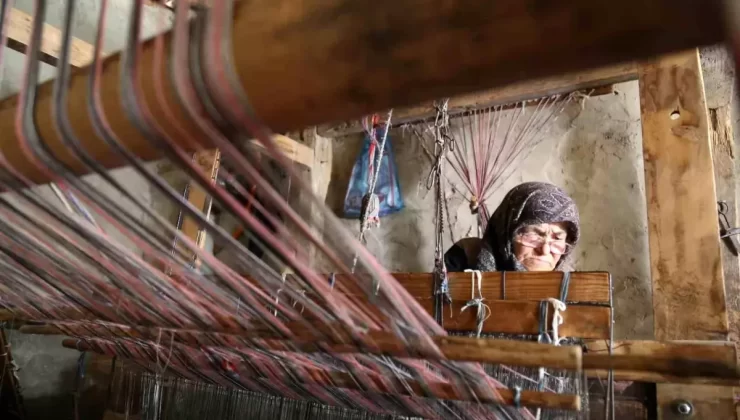Asırlık Dokuma Geleneği Yaşıyor