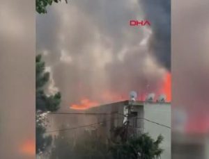 Ataşehir’de çatı yangını: Ekipler müdahale ediyor