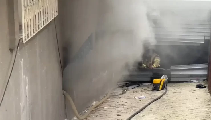 Avcılar’da deponun bodrum katında yangın