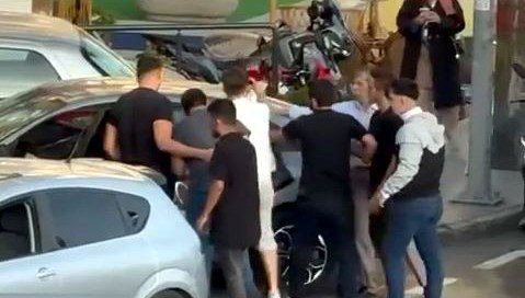 Avcılar’da yumruklu yol verme kavgası