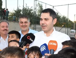 Bakan Kurum, Çocuklarla Maç Yaptı