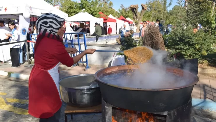 Bakan Şimşek, Bağ Bozumu Festivali’nde
