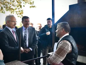 Bakan Uraloğlu Malatya’da Depremzedeleri Ziyaret Etti