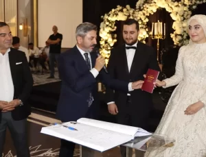 Bakan Yardımcısı Aydın Düğünde Şahitlik Yaptı