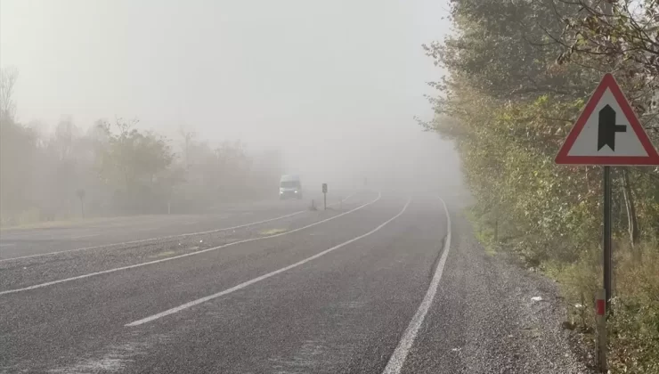 Bartın’da Sis Ulaşımı Olumsuz Etkiliyor