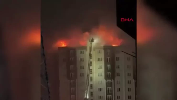 Başakşehir’de Çatı Katında Yangın