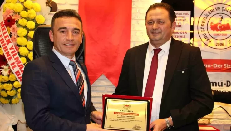 Başkan Habil Dökmeci, ‘Yılın En Başarılı İlçe Belediye Başkanı’ Ödülünü Aldı