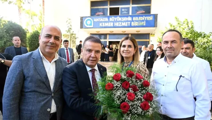 Başkan Muhittin Böcek Kemer ve Kumluca’da Saha Ziyaretleri Gerçekleştirdi
