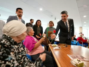 Başkan Yüksel, Dünya Yaşlılar Günü’nü Huzurevi’nde Kutladı