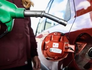 Benzine bir zam daha geliyor