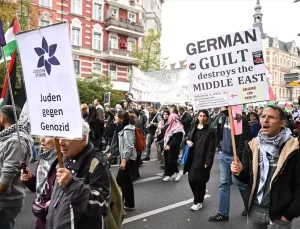 Berlin’de Filistin’e Destek Yürüyüşü