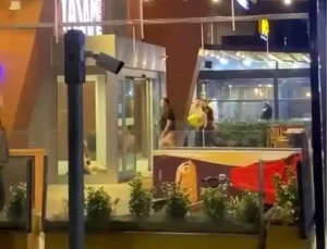 Beylikdüzü’nde Bıçaklı Saldırı, Çevredekiler Müdahale Etti