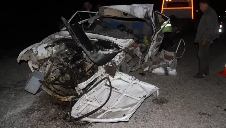 Beyşehir’de Traktör-Otomobil Kazası: 1 Ölü, 1 Yaralı