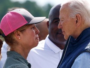 Biden, Helene Kasırgası’nın vurduğu bölgeleri ziyaret etti