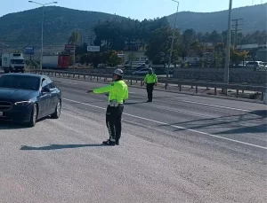 Bilecik’te Trafik Denetimi: 63 Sürücüye Ceza